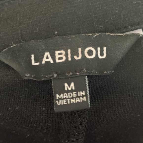 One button blazer  M ✅ - Picture 3 of 3